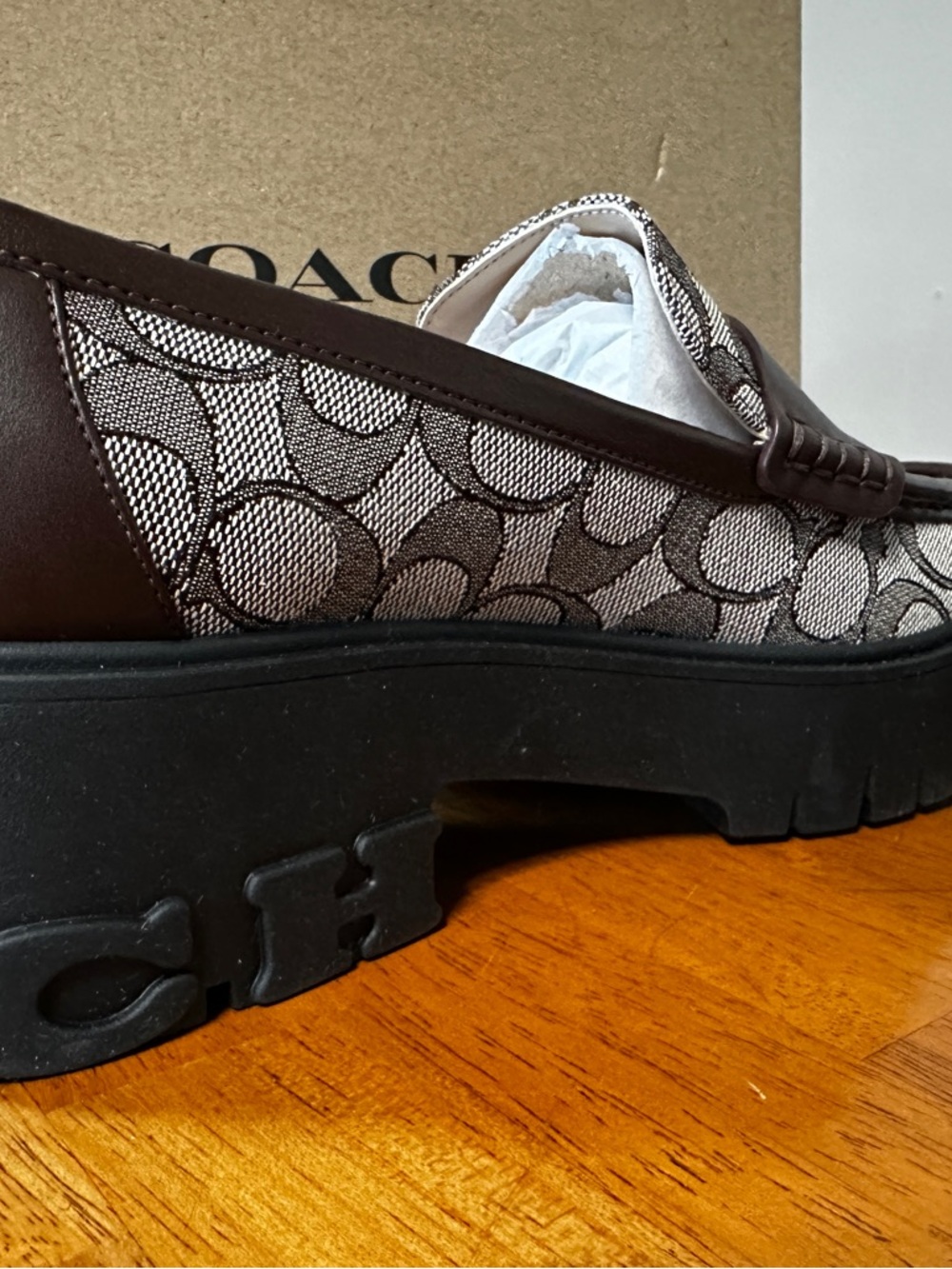 Coach Ruthie loafers in signature jacquard women’s size 8 - Picture 7 of 12